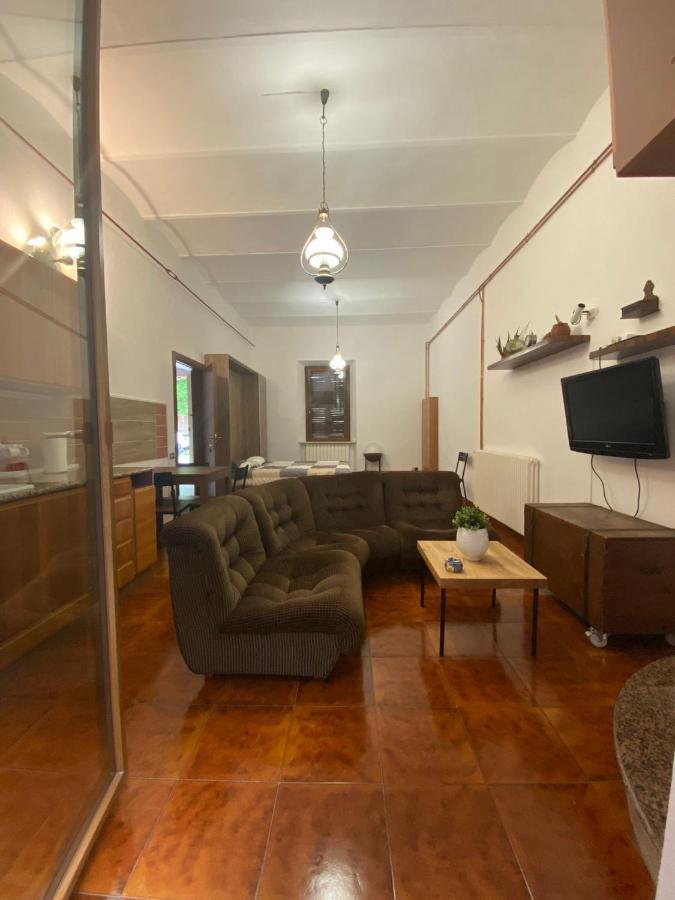 Robhouse Hotel Fabriano Bagian luar foto